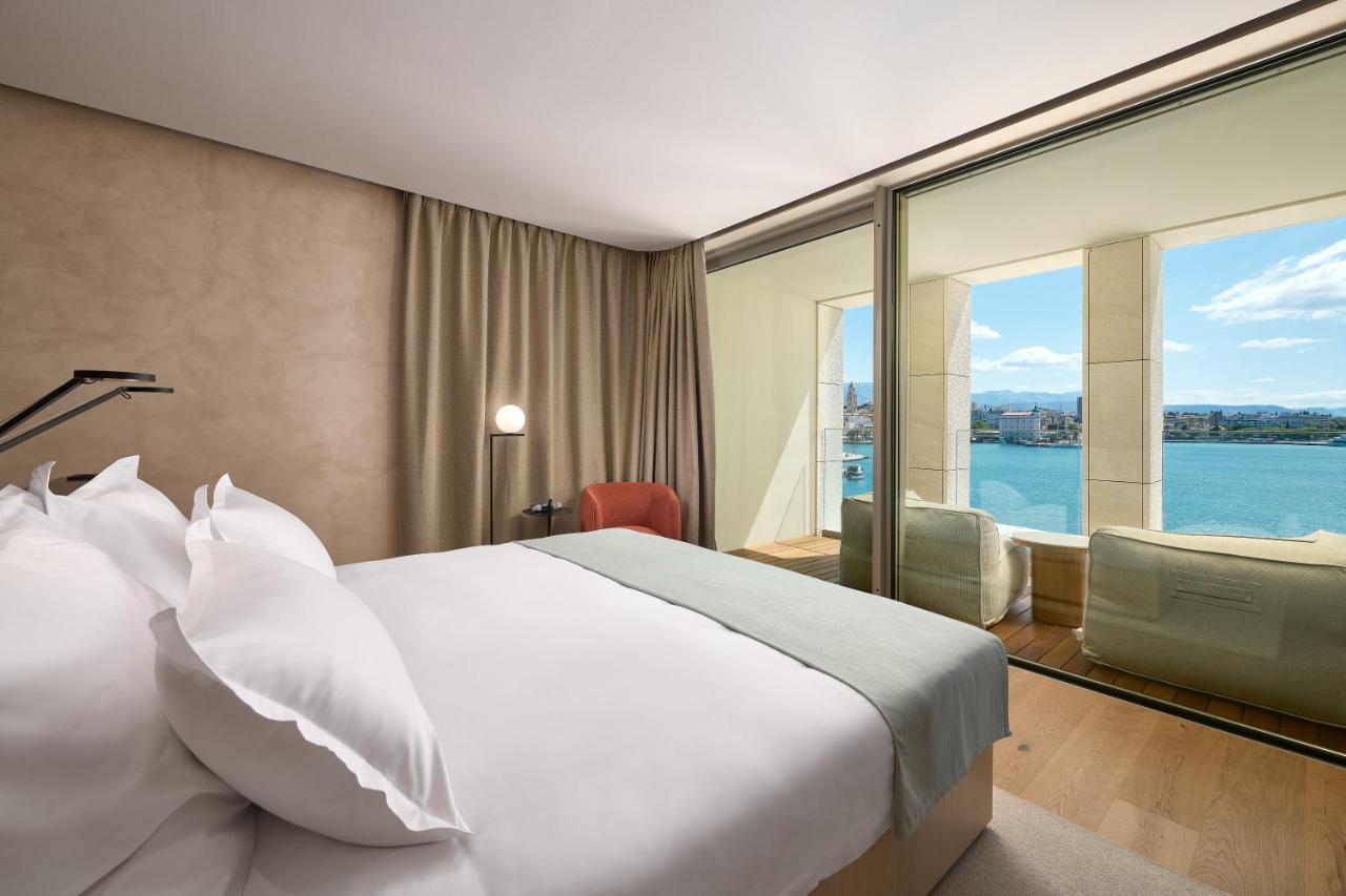 Hotell Ambasador 5*