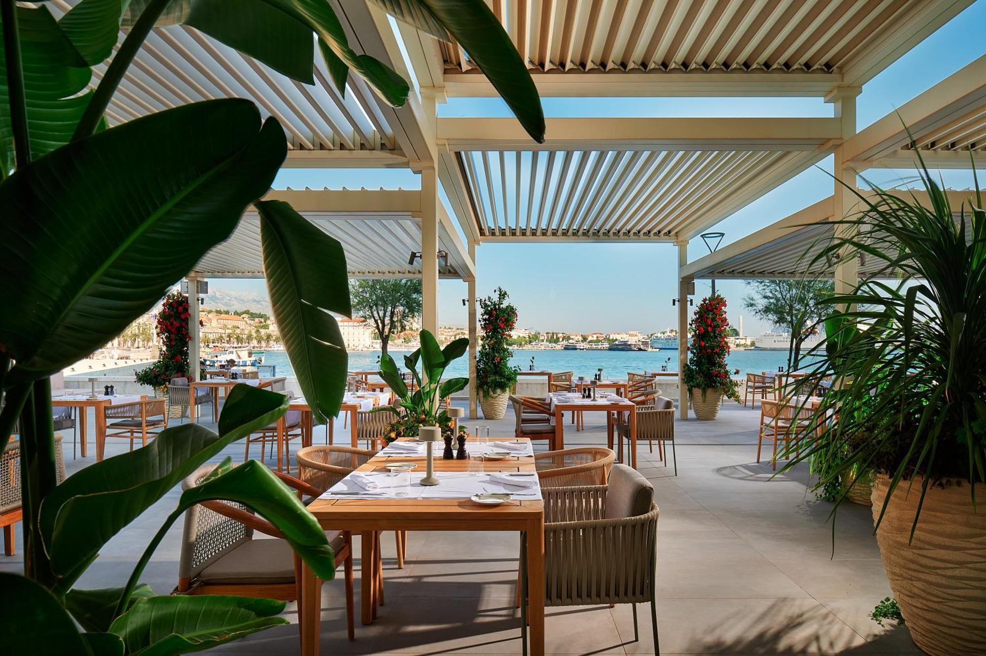 Ambasador Hotell